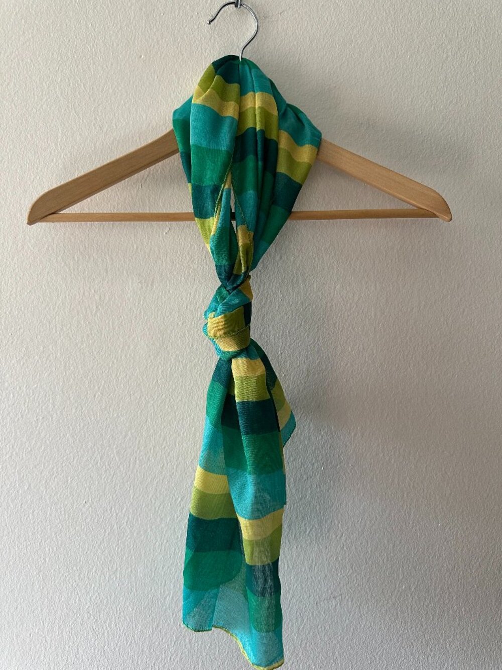 Women's Vintage Striped Neck Scarf - Green, Yellow